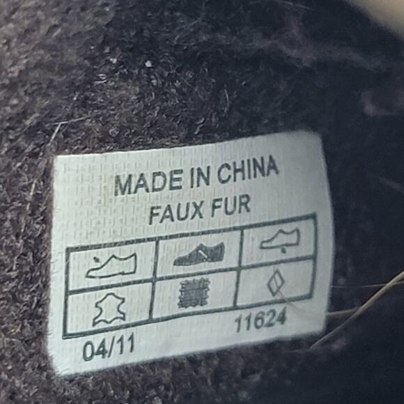 CROCS Infant Leather Slip On Sneaker Shoes - 6C - Picture 7 of 9